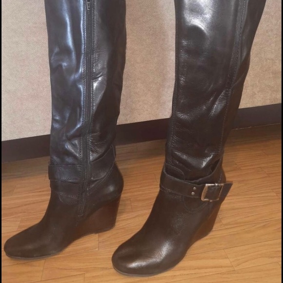 Leather Boots - Picture 3 of 3